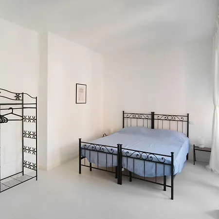 Casa Italia Gasthuis 3*