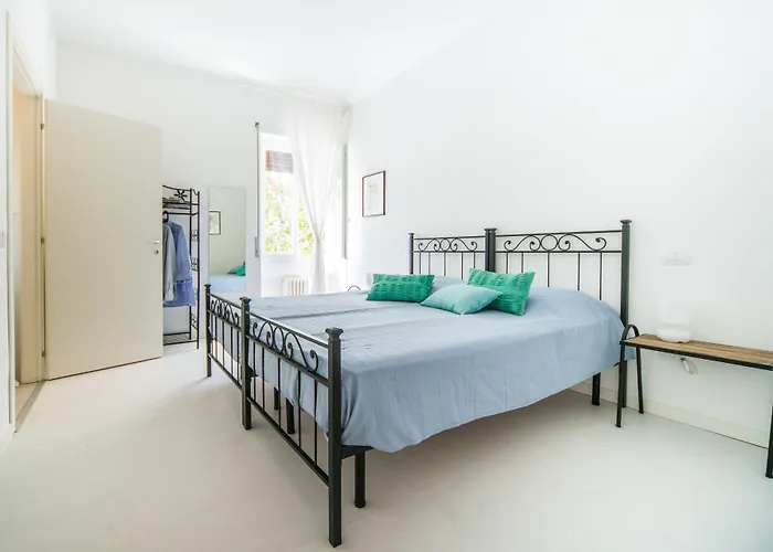 Guest house Casa Italia 3*